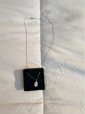 Elegant Sterling Silver Necklace with Teardrop Pendant